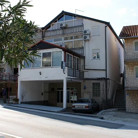 Double Podaca 2613f Maison d'hôtes